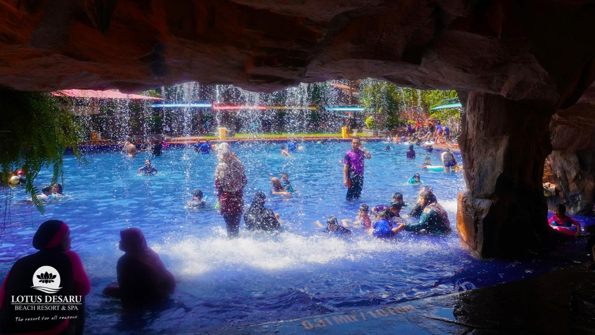 Bandar Penawar Lotus Desaru Beach Resort & Spa מראה חיצוני תמונה